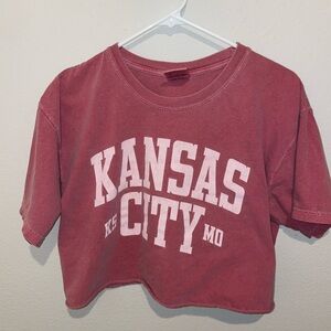 KC crop tee